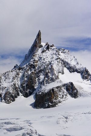 Jagged peak 1.jpg